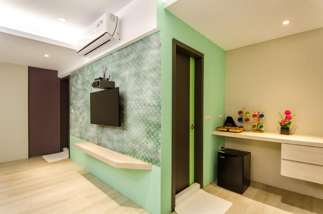 安尼赫時尚旅店 Anich Fashion Inn I 墾丁大街 I 親子遊戲區 I 停車位 Exterior photo